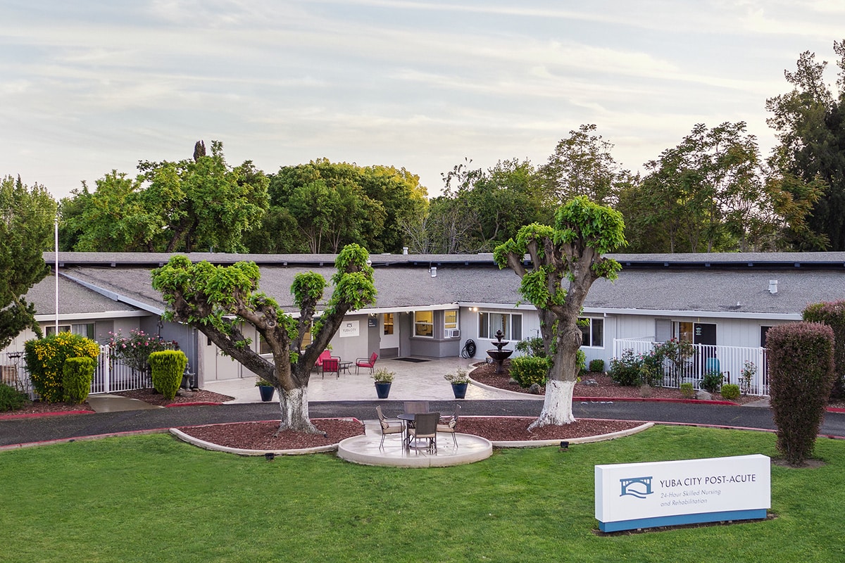 The front entrance to Yuba City