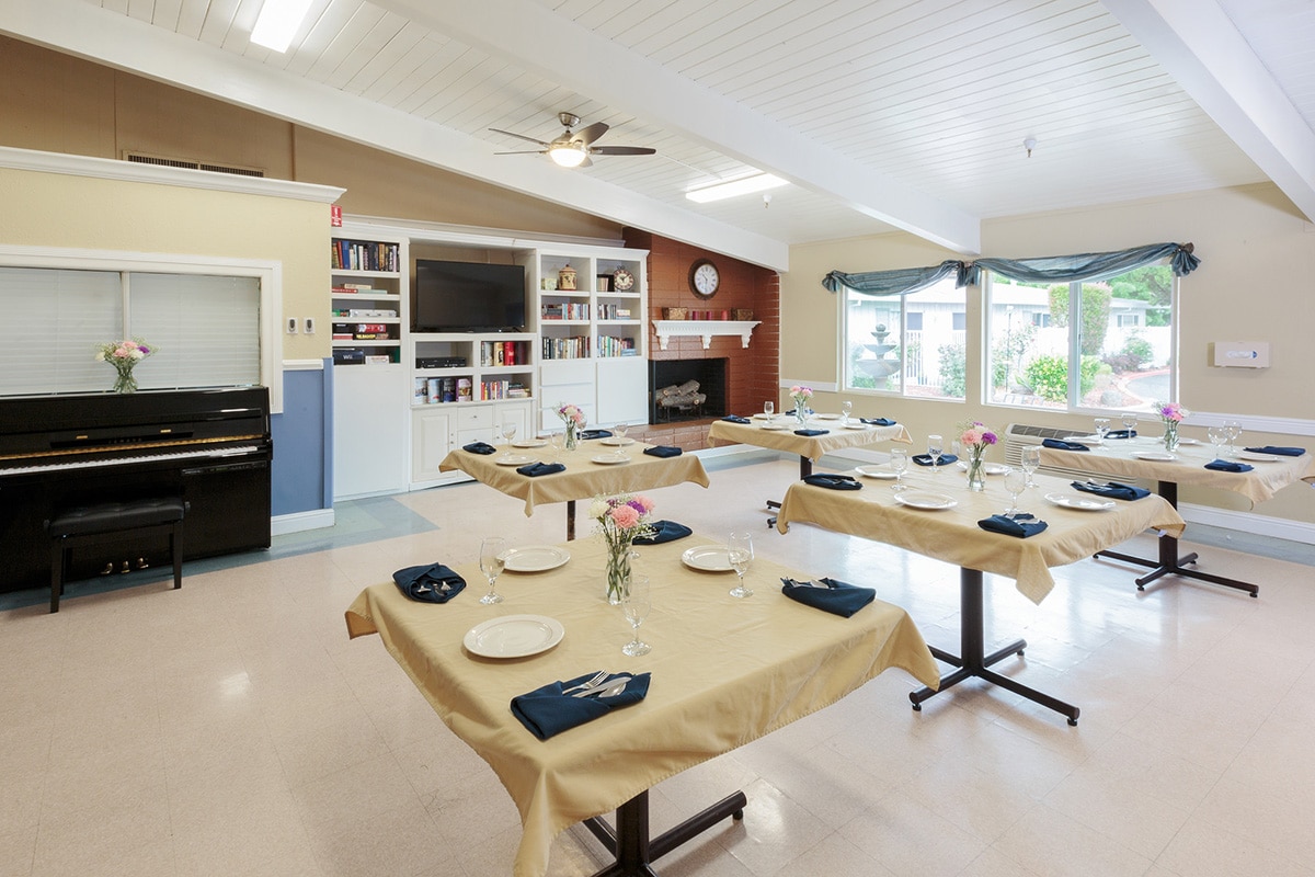 The dining room at Yuba City